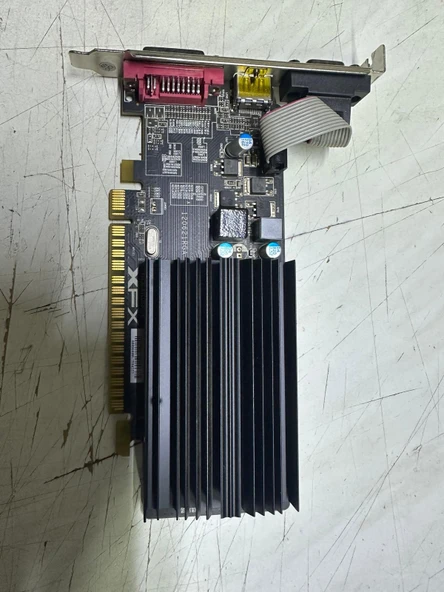 XFX AMD Radeon R5 220A 1 GB 2.EL KULLANIŞMIŞ