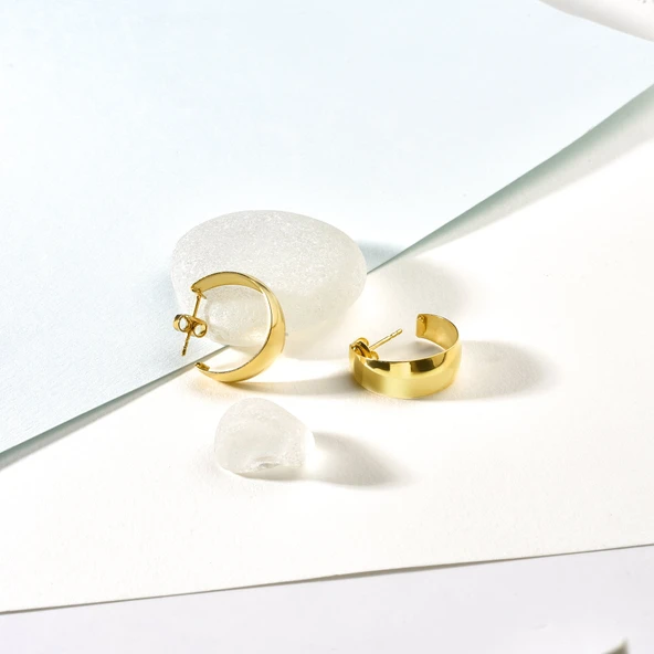 14 Ayar Altın Kaplama Geniş Bant Zarif  C  Gümüş Küpe - E00284 - Resim 2