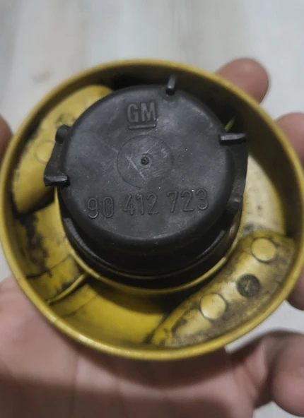 Opel yağ depo kapağı ikinci el gm 90412723 - 2