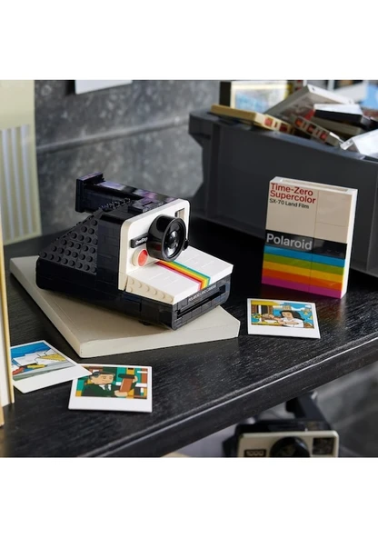 Lego Ideas Polaroid OneStep SX-70 Kamera 21345 Lisanslı Ürün - 6