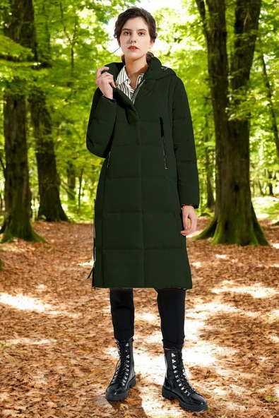 Kışlık Fermuar Detaylı Kapüşonlu Şişme Kadın Mont ürün görseli