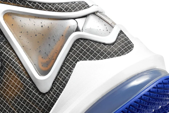 Nike LeBron 19 Hardwood Classic - 4