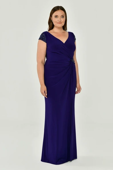 V Yaka Kısa Kollu Aksesuarlı Yırtmaçlı Uzun Abiye Elbise Alfabeta - 11