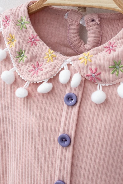 Çiçek Nakışlı Düşmeli Bandanalı Kız Bebek Takımı - Resim 2