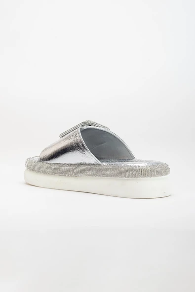 Kadın Taşlı Dolgu Topuk Terlik Gümüş Taban Taş Detaylı - Resim 5