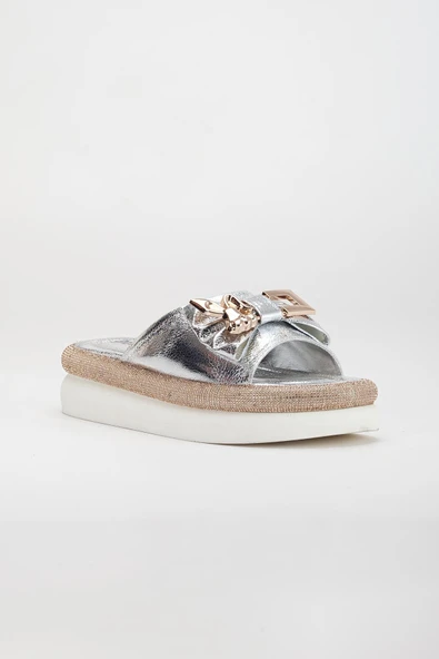 Kadın Taşlı Dolgu Topuk Terlik Gümüş Metal Tavşan Aksesuarlı - Resim 4