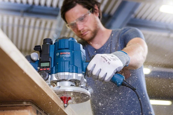 Bosch - Expert Serisi Ahşap İçin Çift Oluklu, Sert Metal Bilye Yataklı Yuvarlama Frezesi 8*12,7*61mm - 4