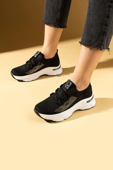 Pembe Potin Taş Detaylı Bağcıklı Triko Rahat Taban Kadın Sneakers 36-871-25