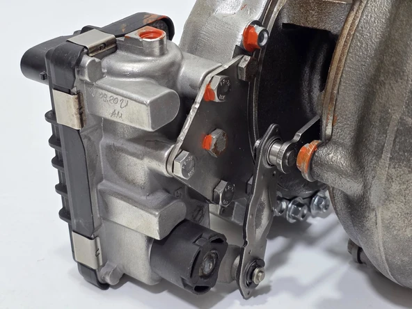 Garrett Mercedes W218 CLS250  Turbo Şarj A6420901786 - 5