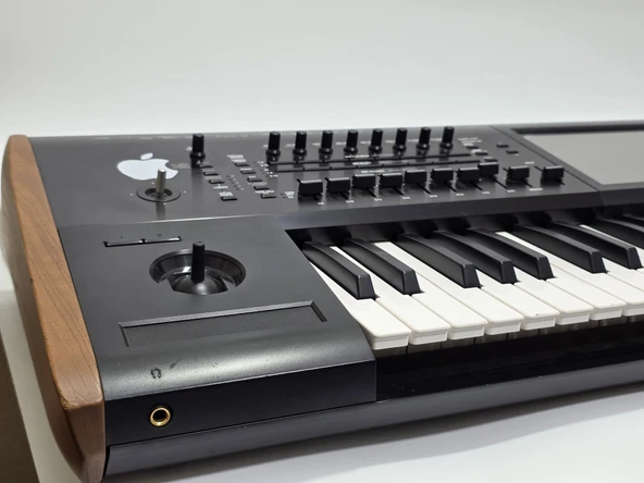 Korg Kronos 2 61 Tuşlu Workstation Klavye 2. El - 4