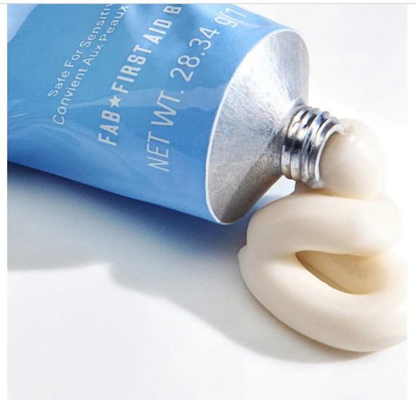 First Aid Beauty Ultra Repair Rescue Balm - Dimetikonlu Ultra Onarıcı Rahatlatıcı Balsam 64 gr - 3