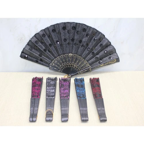 Periboia Plastik Pullu Yelpaze Siyah Renk ürün görseli