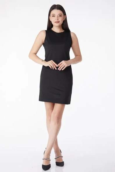Düz Bisiklet Yaka Kadın Siyah Mini Elbise - 5