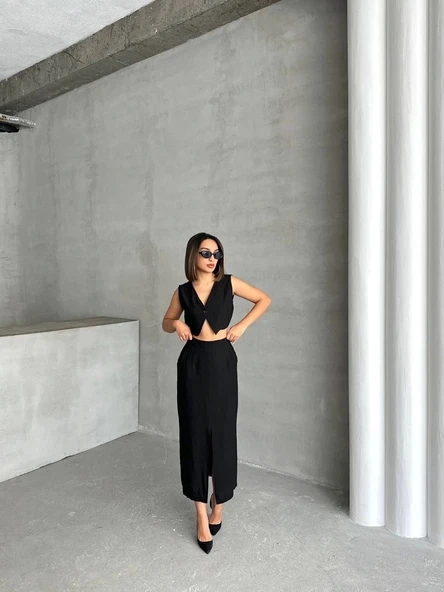 Çilek takım etek yelek - 3