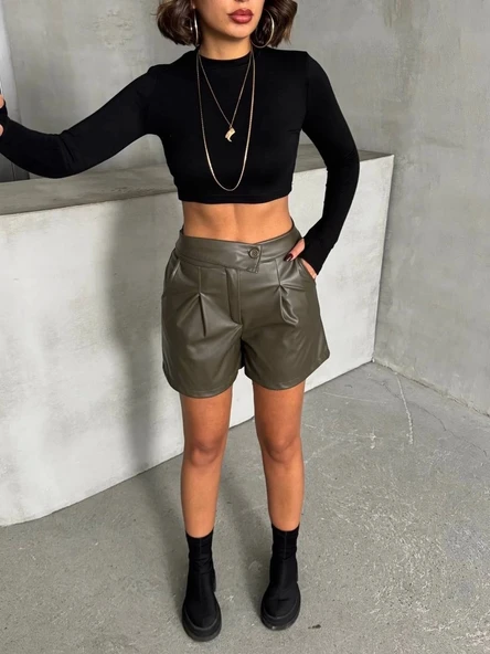 İki düğmeli pileli şort - 3