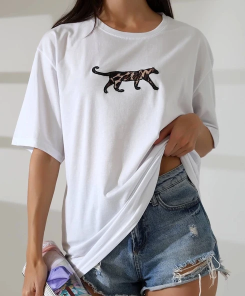 Kaplan nakış işlemeli Oversize tişört - 2