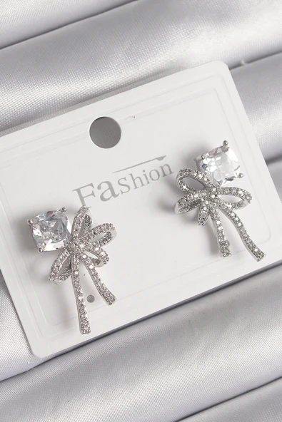 Pirinç Gümüş Renk Zirkon Taşlı Kurdele Model Kadın Küpe - TJ-BKP9775