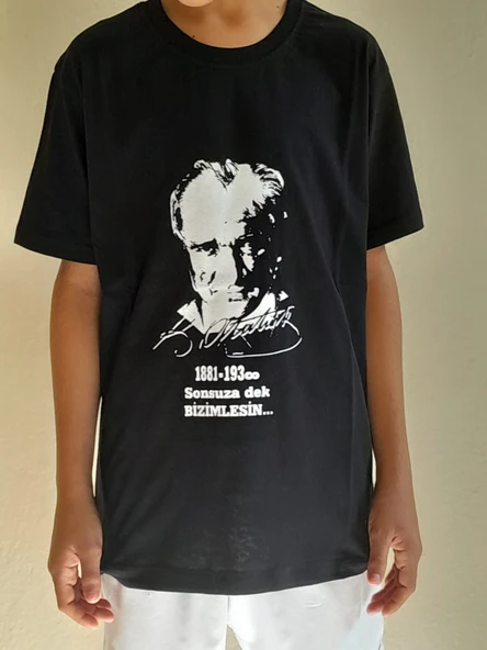 Atatürk İmza Baskılı Çocuk Siyah Tişört