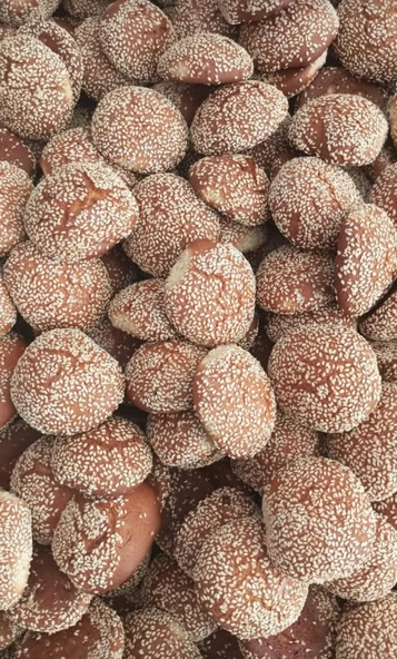 KÖMBE