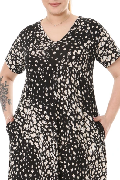 Melsay Butik Siyah Göğüsten Robalı V Yaka Kısa Kollu Çakıltaşı Desen Cepli Elbise - Resim 5