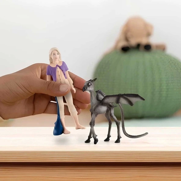 Çocuk Schleich Luna Lovegood Baby Thestral 42636 - Resim 3