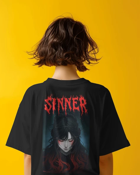 Oversize Kadın Tişört  SINNER Forgive Nothing  Gotik Anime Tasarımlı, Siyah, Ön Arka Baskılı