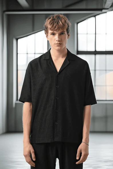 Apaş Yaka Kısa Kol Dokulu Erkek Gömlek - Siyah