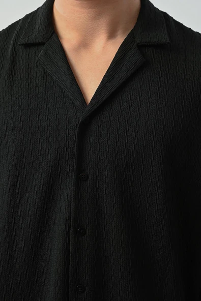 Apaş Yaka Uzun Kol Gölge Dokulu Gömlek - Siyah - 2