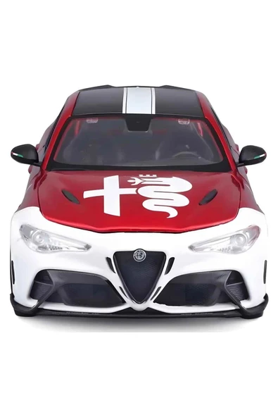 Alfa Romeo Giulia GTAm 1:18 Ölçek Model: Detaylarda Yarış Ruhu! - 5