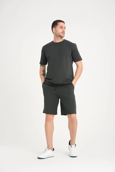 İki İplik Pamuklu Duble Kol Yırtmaçlı T-Shirt Şort Takım - Çam Yeşili - 5