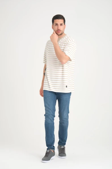 Zarf Yaka Detaylı Çizgili Oversize T-Shirt - Kum Beji - 5