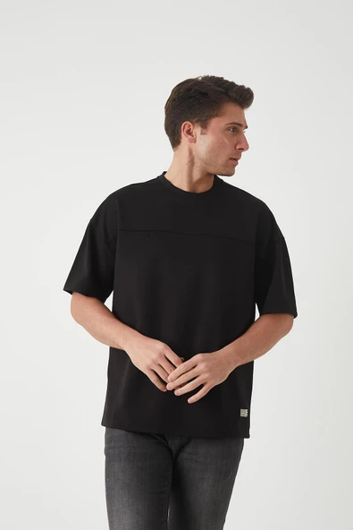 Panel Detaylı Basic Oversize Erkek T-Shirt - Siyah