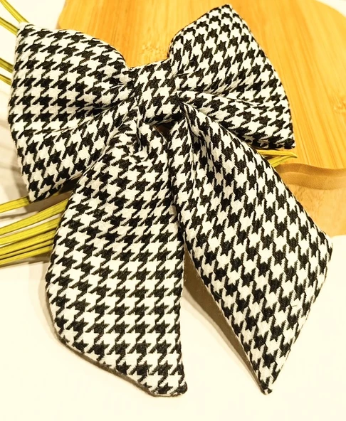 Monalisa Home Lüks Ekose Desenli Gösterişli Fiyonk Klips Toka ürün görseli