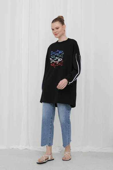 25Y10640 SWEAT FİGÜRLÜ KOL BÜZGÜ DETAYLI