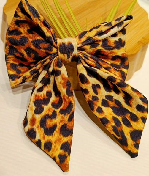 Monalisa Home Lüks Gösterişli Leopar Figürlü Fiyonk Klips Toka ürün görseli