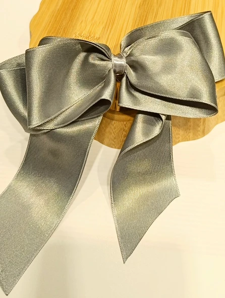 Monalisa Home Lüks Gri Gösterişli Saten Fiyonk Klips Toka ürün görseli