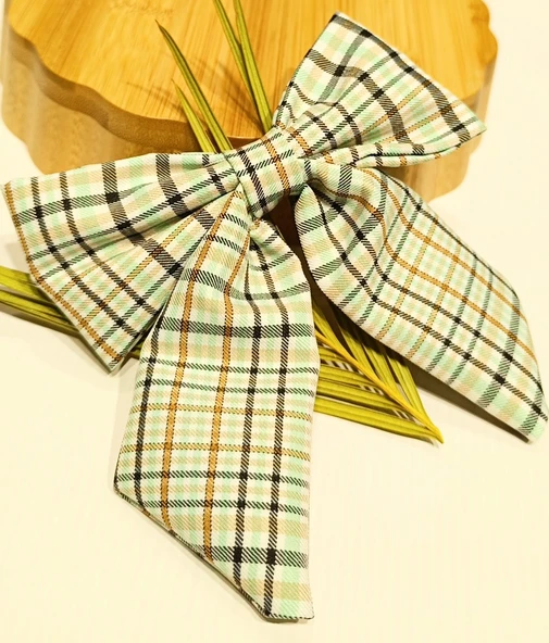 Monalisa Home Lüks Ekose Desenli Gösterişli Fiyonk Klips Toka ürün görseli