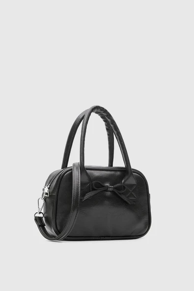 Kurdele Detaylı Deri El ve Omuz Çantası