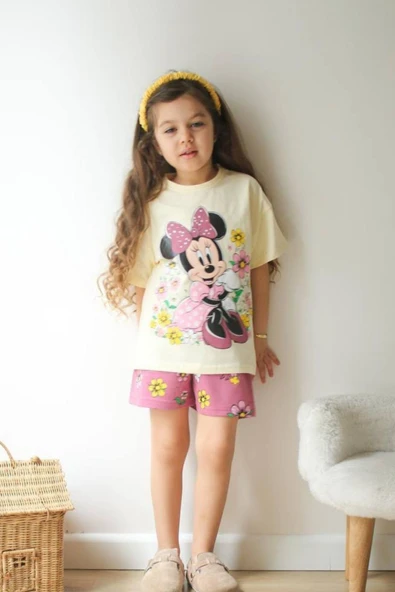 Bej Minnie Mouse Kısa Kollu Şortlu Çizgi Karakter Baskılı Kız Çocuk 2li Takım