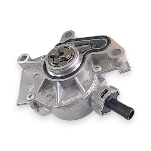 VW Bora 1999-2005 1.9TDi Dizel Motor Vakum Pompası 038145101B
