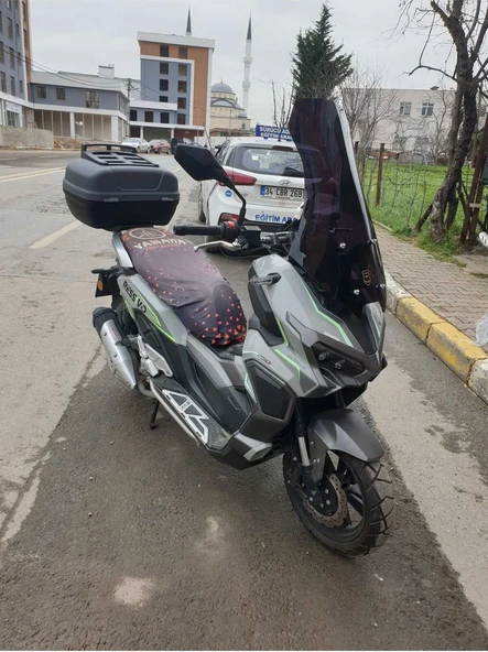 Motocam Mondial Ressivo 250 Siperlik Ön Cam 2023-2025 Model 57cm Siyah Renkli 4mm