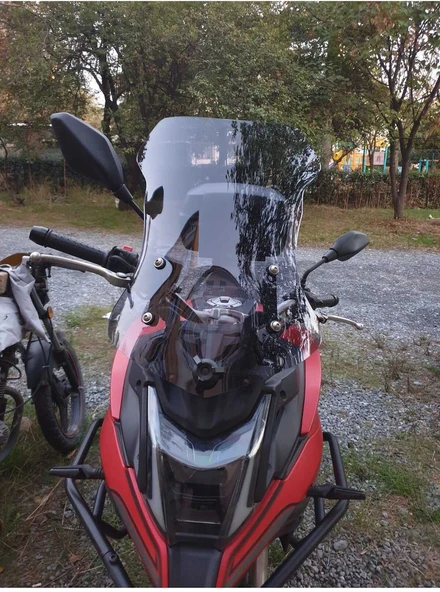 Motocam Voge Ds 500 Siperlik Ön Cam 2021 2024 Model 55cm Açıkfüme Renkli 4mm