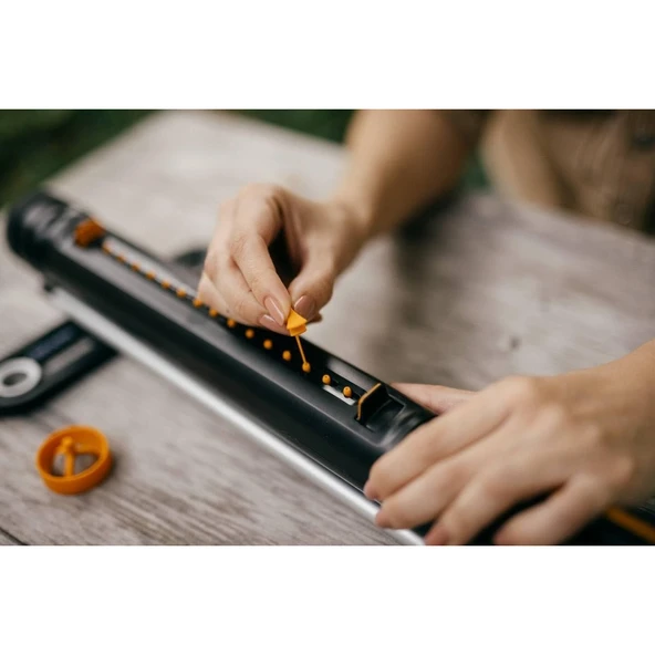 Fiskars 1070832 X Serisi Salınımlı Fıskiye Oskilator (S-M) - 4