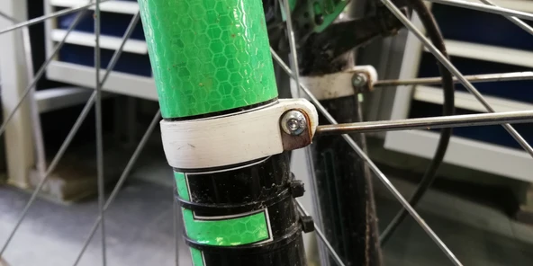 Byr3D Bisikletin Ön Çamurluğunu Takmak Için Kelepçe. 3D850181 Sadece Plastik Aparattır - Resim 2