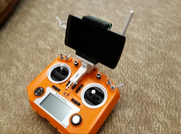 Byr3D Taranis X7 Vericideki Telefon Veya Tablet Tutucusu 3D718937 Sadece Plastik Aparattır