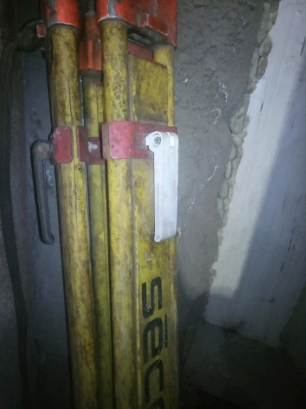 Byr3D Jeodezik Tripod Kilitleme Kolu 3D855810 Sadece Plastik Aparattır - Resim 4