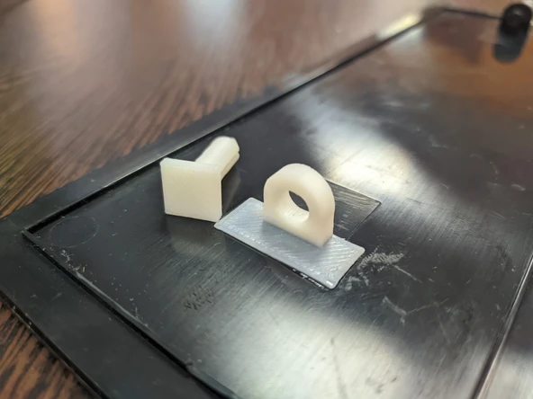 Byr3D Saeco Moltio Kahve Makinesinin Kapısının Sabitlenmesi 3D859103 Sadece Plastik Aparattır