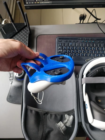 Byr3D Quest 3 Için Kumanda Tutucuları (Çanta Adaptörü) 3D863243 Sadece Plastik Aparattır