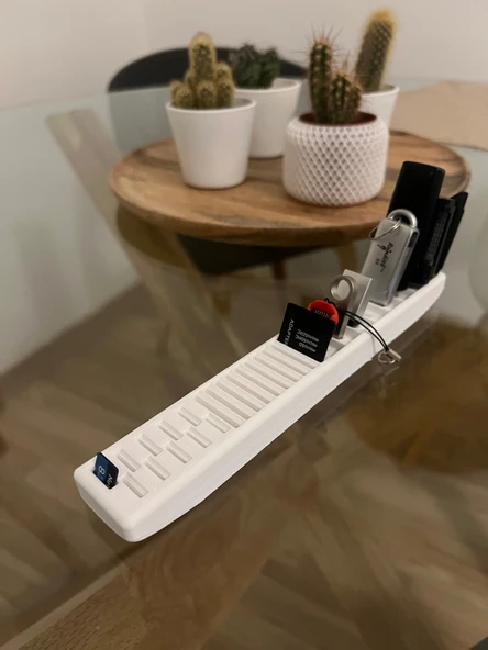 Byr3D Başka Bir Sd Hafıza Kartı Ve Usb Bellek Tutucusu T2757962 Sadece Plastik Aparattır - Resim 5