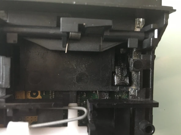 Byr3D Renault Kart Tutucu Düzenlemesi T1594411 Sadece Plastik Aparattır